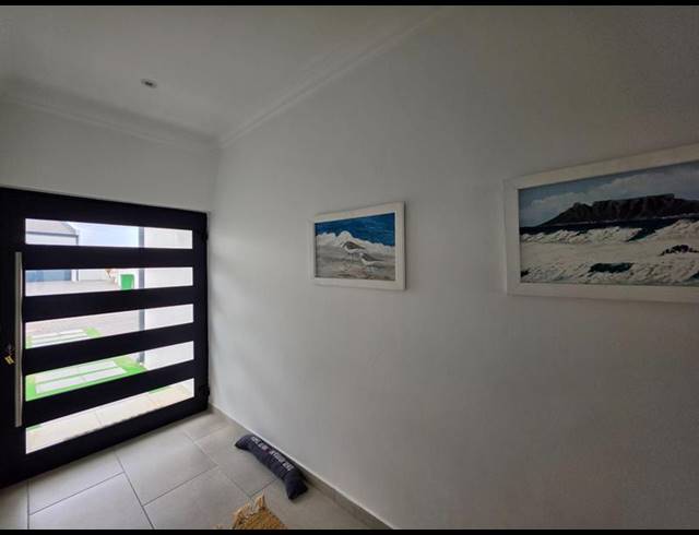 4 BEDROOM HOUSE FOR SALE IN SHELLEY POINT